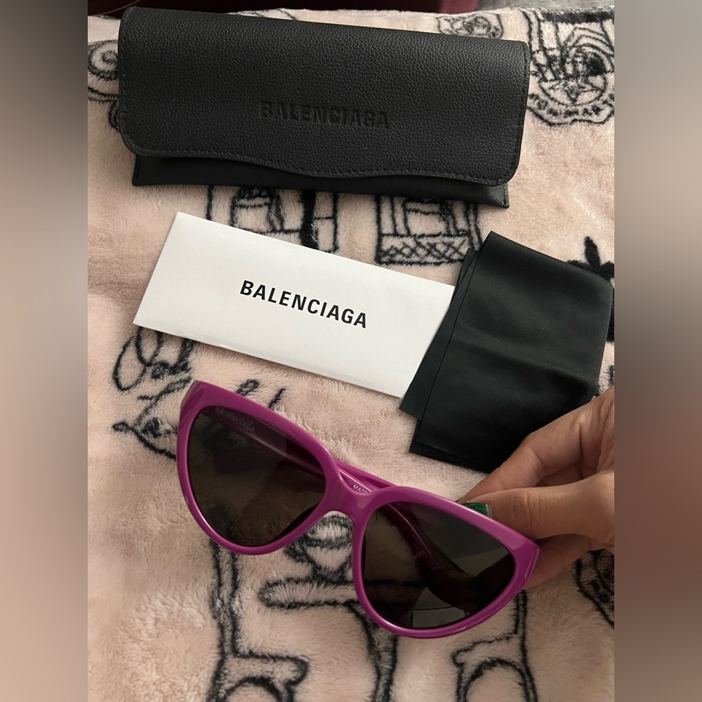 New BALENCIAGA Sunglasses